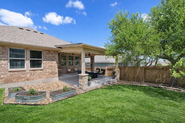368 Founders RDG, Dripping Springs, TX 78620