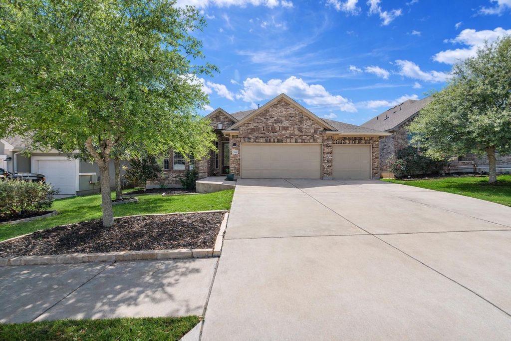368 Founders RDG, Dripping Springs, TX 78620