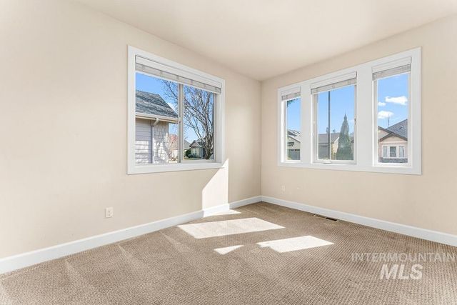 3488 W Sand Wedge St, Meridian, ID 83646