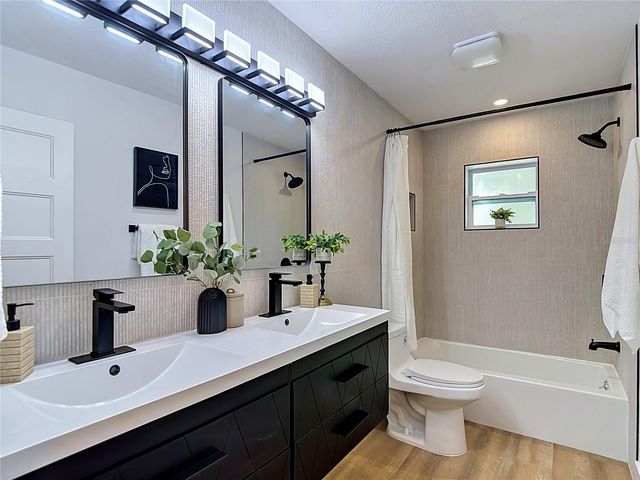 5013 S HESPERIDES STREET, Tampa, FL 33611