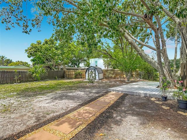 5013 S HESPERIDES STREET, Tampa, FL 33611