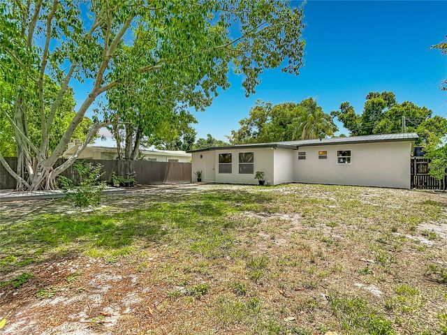 5013 S HESPERIDES STREET, Tampa, FL 33611