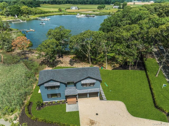 255 Peconic Bay Boulevard, Aquebogue, NY 11901