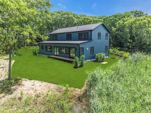 255 Peconic Bay Boulevard, Aquebogue, NY 11901