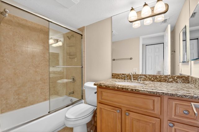 4248 Deste Court 304, Lake Worth, FL 33467