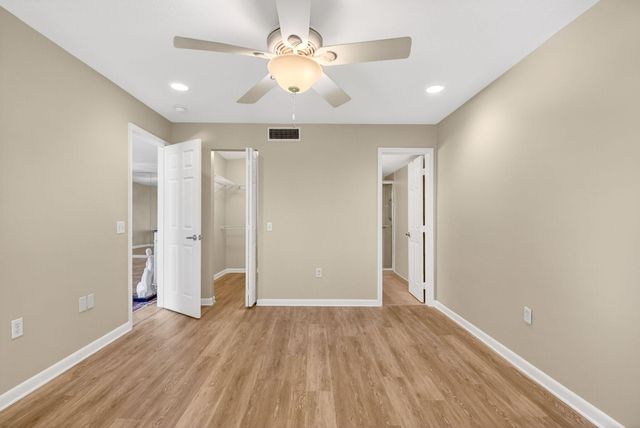 4248 Deste Court 304, Lake Worth, FL 33467