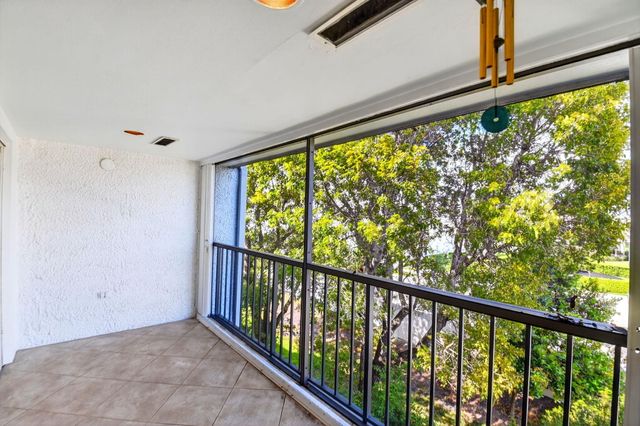 4248 Deste Court 304, Lake Worth, FL 33467