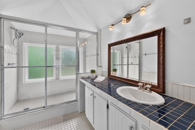 441 W 58th Terrace, Kansas City, MO 64113