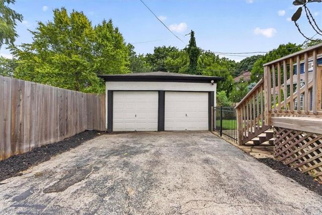441 W 58th Terrace, Kansas City, MO 64113