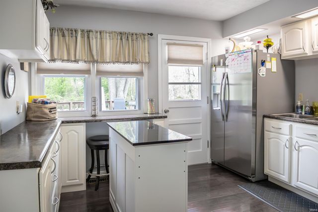584 Trinton Circle, Bedford, IN 47421