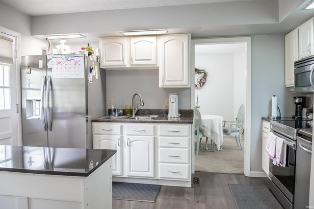 584 Trinton Circle, Bedford, IN 47421