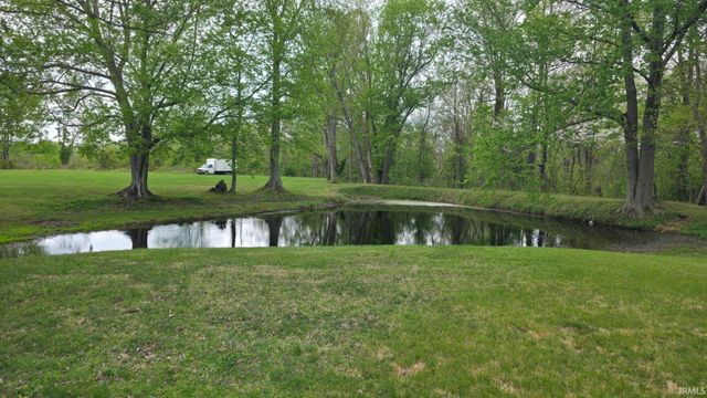 584 Trinton Circle, Bedford, IN 47421