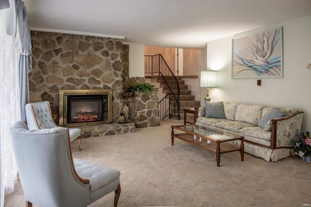 584 Trinton Circle, Bedford, IN 47421