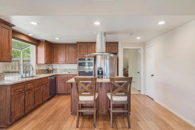 2929 Via Ipanema, Carlsbad, CA 92009