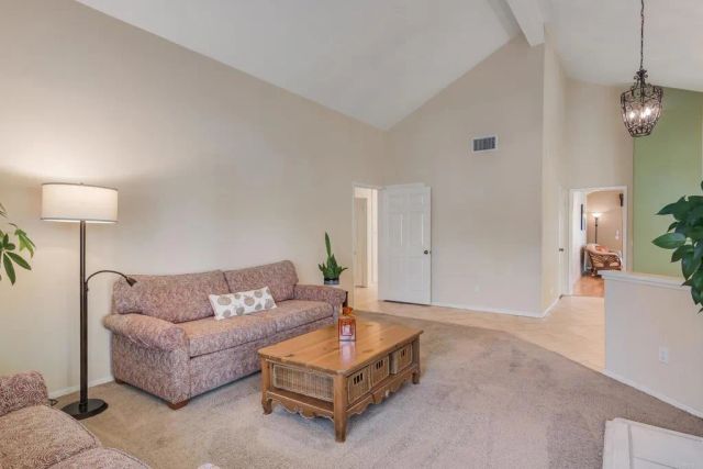 2929 Via Ipanema, Carlsbad, CA 92009