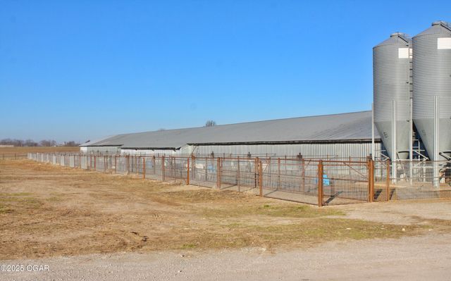 10897 Cr-110, Carthage, MO 64836