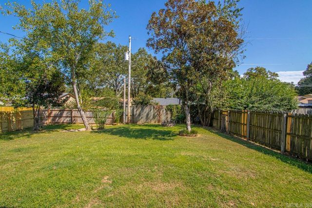 20 Pamela Lane, Sherwood, AR 72120