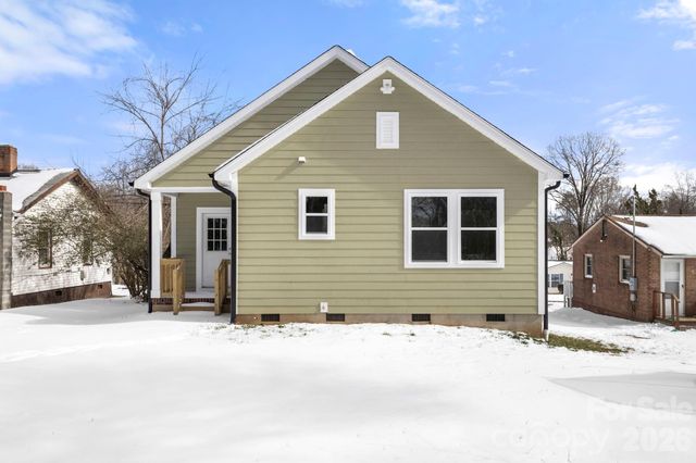 1118 Lerain Court, Statesville, NC 28677