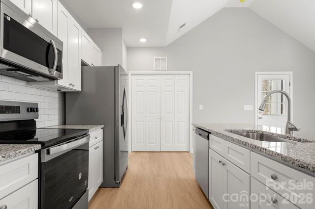 1118 Lerain Court, Statesville, NC 28677