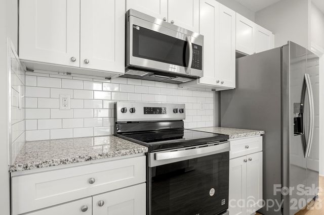 1118 Lerain Court, Statesville, NC 28677