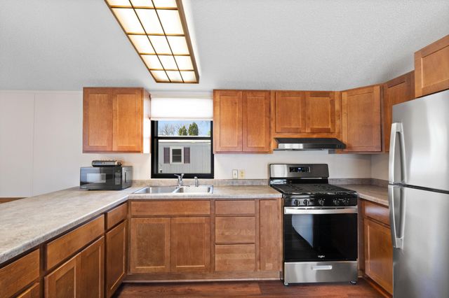 2210 Sundet Lane, Faribault, MN 55021