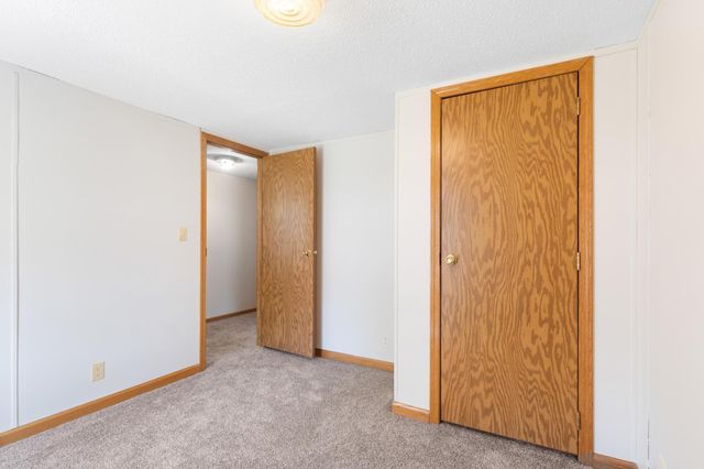2210 Sundet Lane, Faribault, MN 55021