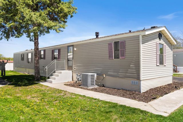 2210 Sundet Lane, Faribault, MN 55021