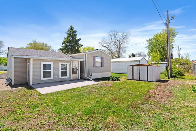 2210 Sundet Lane, Faribault, MN 55021