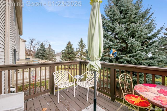 1295 Edelweiss Lane, Waterford Charter Township, MI 48327