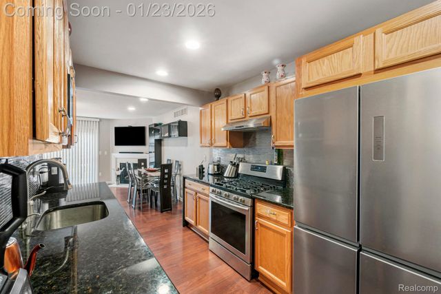 1295 Edelweiss Lane, Waterford Charter Township, MI 48327