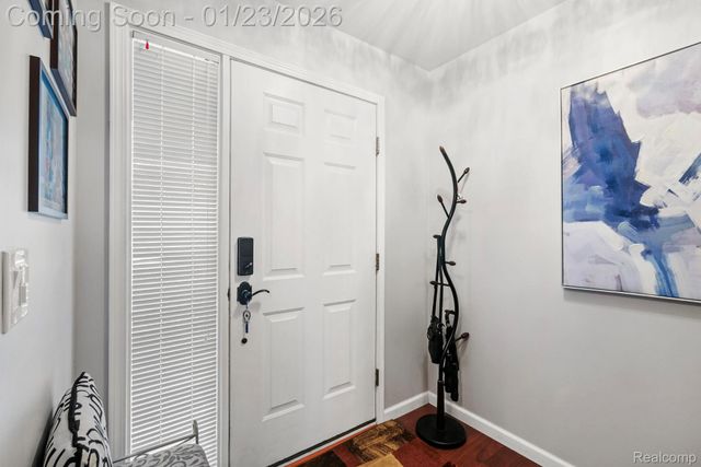 1295 Edelweiss Lane, Waterford Charter Township, MI 48327