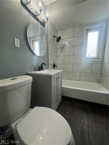 18309 Rockland Avenue, Cleveland, OH 44135