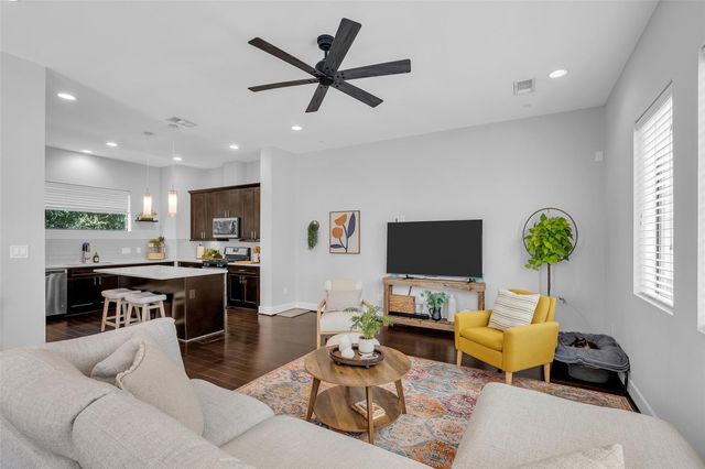 961 Saint Augustine Street, Houston, TX 77023
