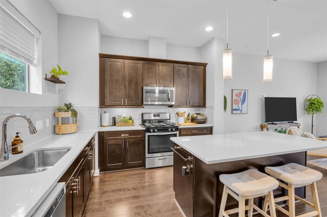 961 Saint Augustine Street, Houston, TX 77023