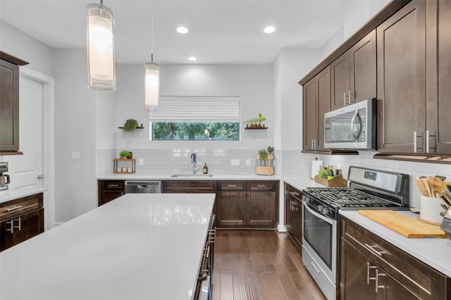 961 Saint Augustine Street, Houston, TX 77023