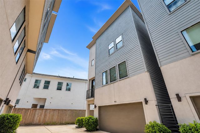 961 Saint Augustine Street, Houston, TX 77023