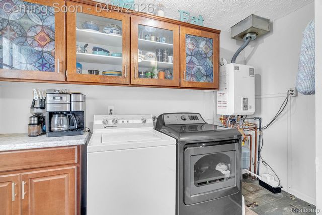 527 Turrill Avenue, Lapeer, MI 48446