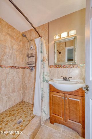 4930 EDNA Avenue, El Paso, TX 79905