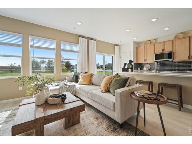 305 Plains Pkwy, Hudson, CO 80642