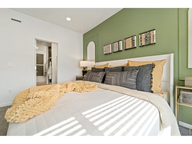 305 Plains Pkwy, Hudson, CO 80642