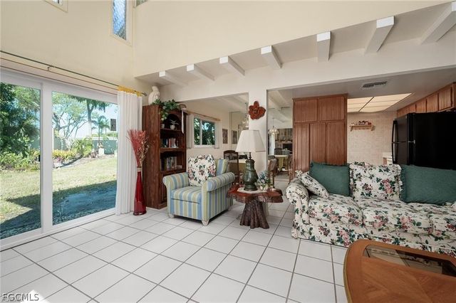 4280 Island CIR C, Fort Myers, FL 33919