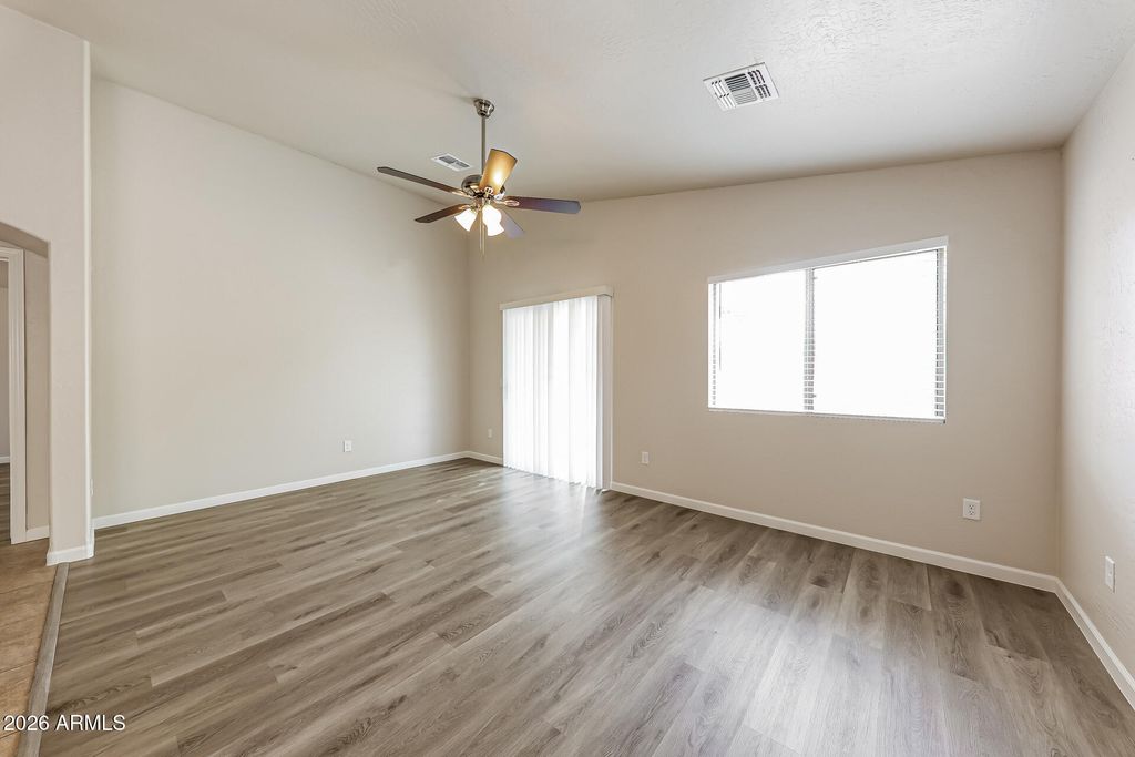 12550 W HEARN Road, El Mirage, AZ 85335 — photo 3