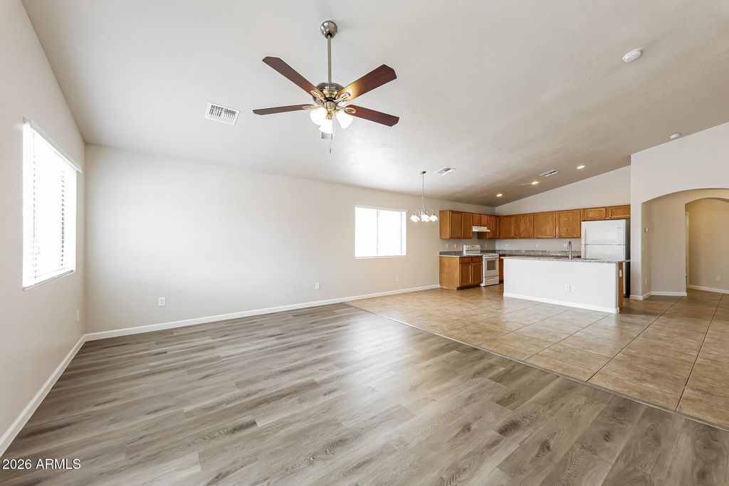 12550 W HEARN Road, El Mirage, AZ 85335 — photo 5