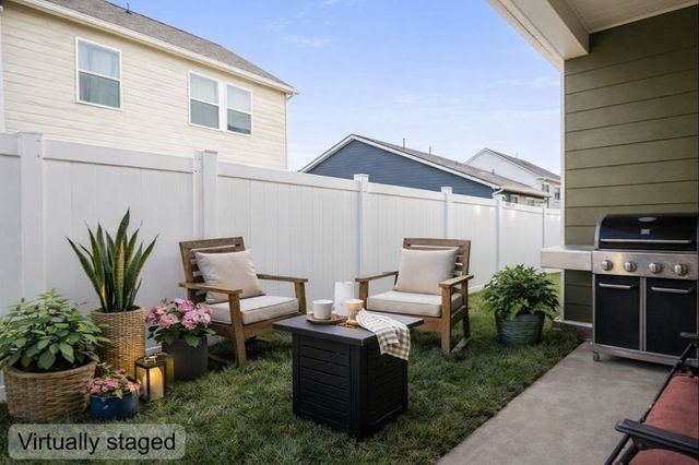 3028 Oscar Dr, White House, TN 37188