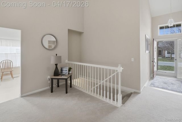 5503 Elmhurst Drive, Trenton, MI 48183