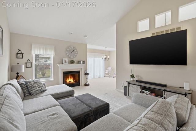 5503 Elmhurst Drive, Trenton, MI 48183
