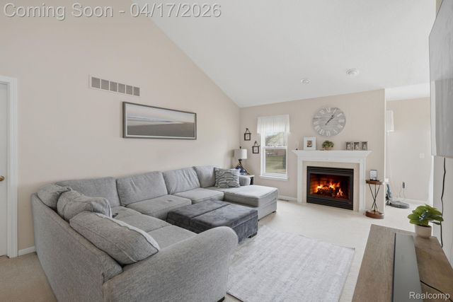5503 Elmhurst Drive, Trenton, MI 48183
