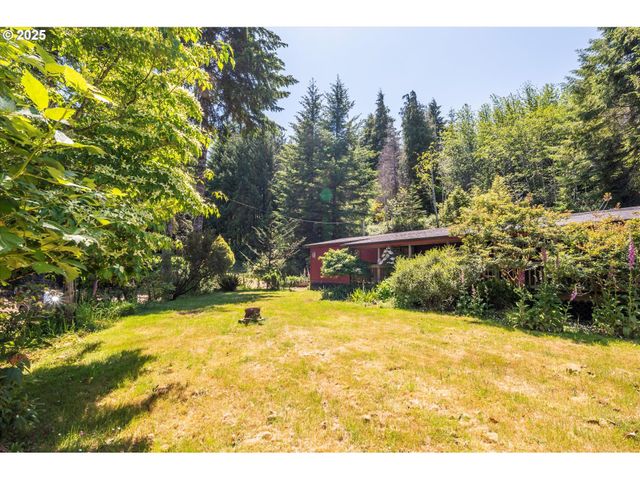 93126 SNEDDEN Ln, Coos Bay, OR 97420