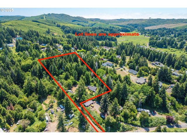 93126 SNEDDEN Ln, Coos Bay, OR 97420