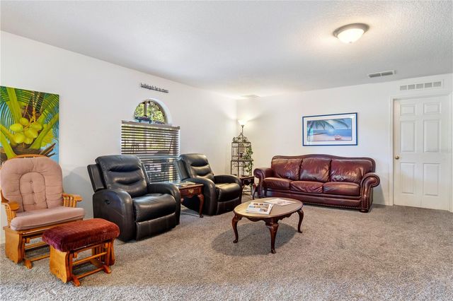 2927 SE 46TH AVENUE, Ocala, FL 34480
